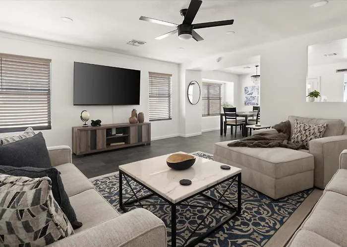 Oasis Private Pool Fire Pit Sleeps 6 * Mesa