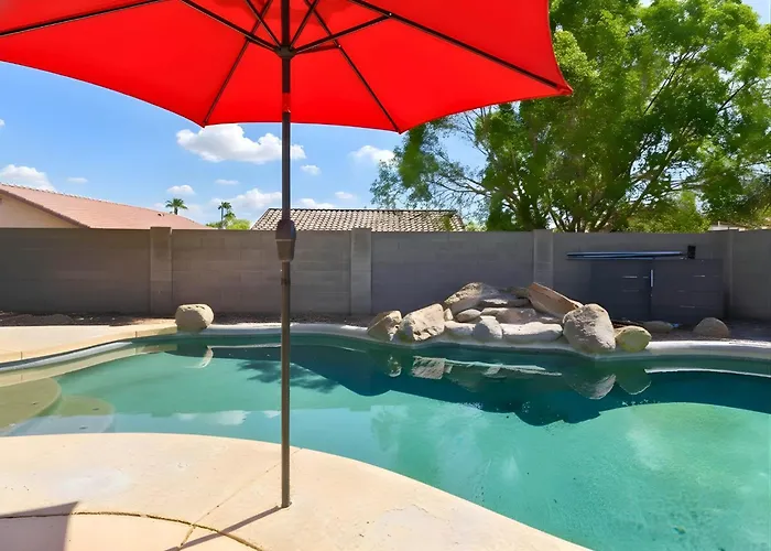Oasis Private Pool Fire Pit Sleeps 6 * Mesa
